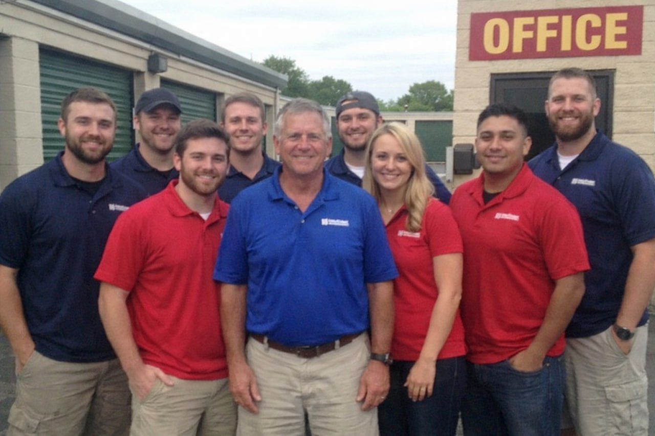 Water damage restoration professionals in Coon Rapids, MN